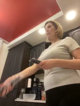 sensualEmilia online show from 02/26/26, 02:05