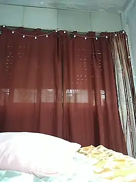 Snapshot of Kleopatracolo chatting on 11/20/25, 04:18 Kleopatracolo online show from 11/20/25, 04:18