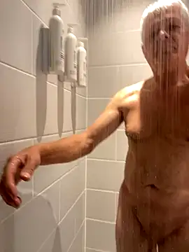 pau65vb online show from 11/24/25, 06:02