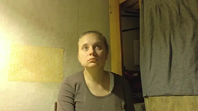 Snapshot of FrumCake chatting on 11/19/25, 12:21 FrumCake online show from 11/19/25, 12:21