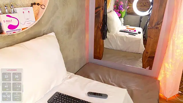 Snapshot of dojacandice chatting on 06/10/26, 10:30 dojacandice online show from 06/10/26, 10:30