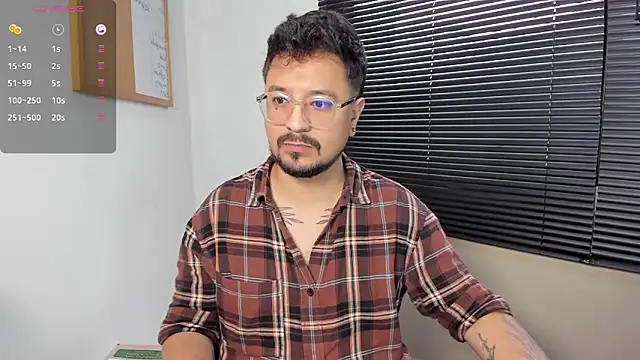 DaviidEvans  online show from 12/13/24, 01:22