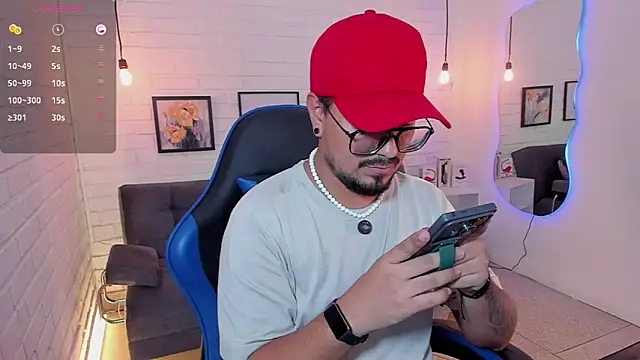 DaviidEvans  online show from 09/12/25, 05:02