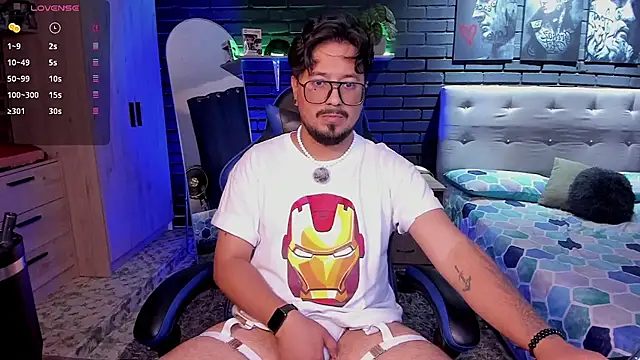 DaviidEvans  online show from 03/29/26, 04:18