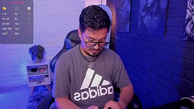 DaviidEvans  online show from 05/30/26, 09:23