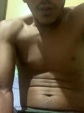 Snapshot of Andreson26 chatting on 11/22/25, 02:27 Andreson26 online show from 11/22/25, 02:27