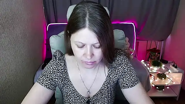 alekasamui online show from 01/27/25, 05:14