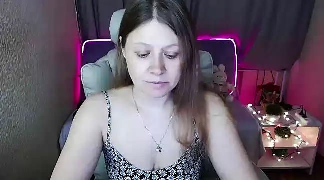 alekasamui online show from 01/28/25, 04:50