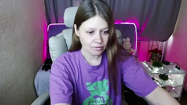 alekasamui online show from 02/05/25, 04:37