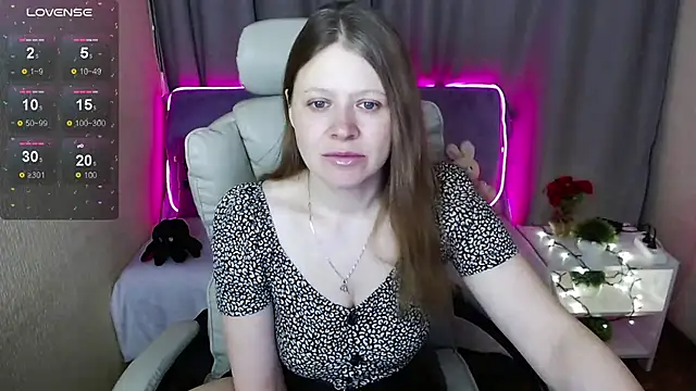 alekasamui online show from 03/10/25, 10:13