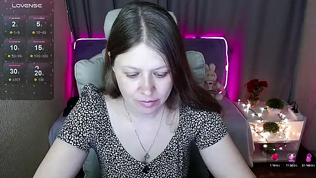 alekasamui online show from 03/18/25, 03:20