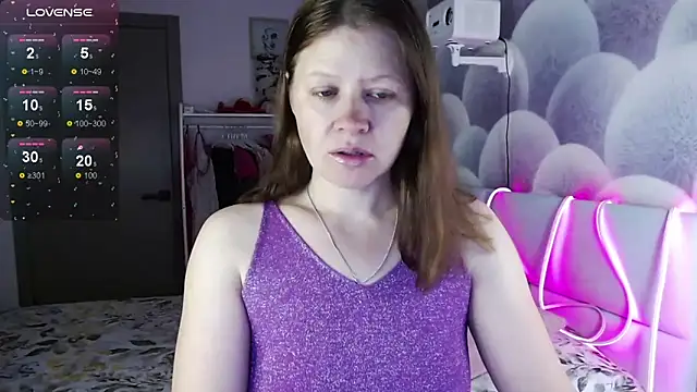 alekasamui online show from 09/28/25, 09:09