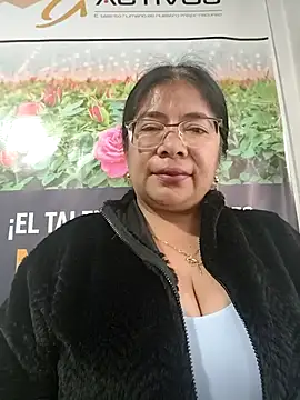   valentina18 online show from 02/13/26, 01:07