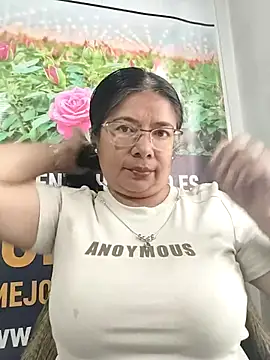   valentina18 online show from 04/05/26, 01:52