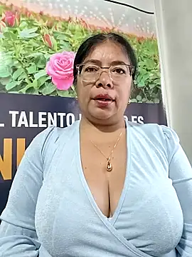 Snapshot of __valentina18 chatting on 05/07/26, 11:59 valentina18 online show from 05/07/26, 11:59