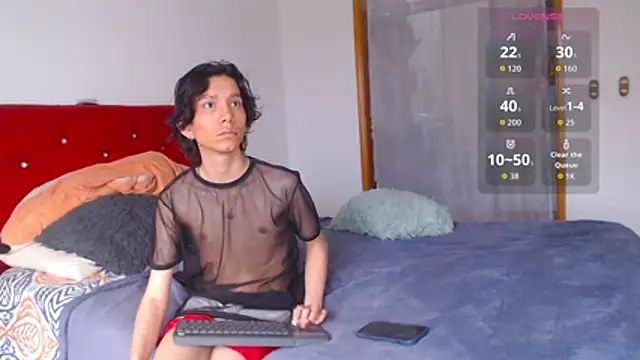 LAICK 01 online show from 11/30/25, 10:25