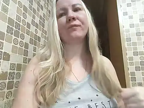 PrettyHairyBlonde online show from 01/01/25, 06:47