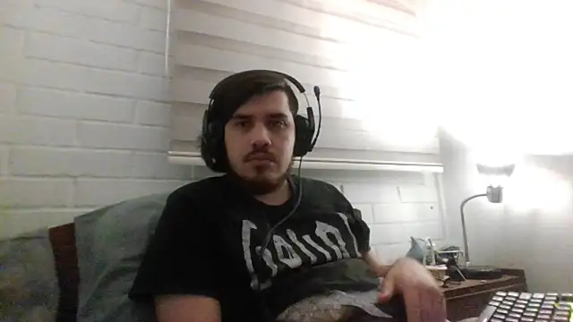 hung weeb online show from 06/08/26, 01:39