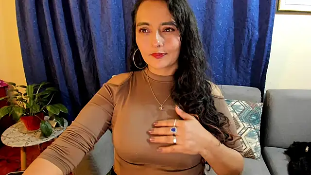 emma luxy online show from 01/23/25, 05:56