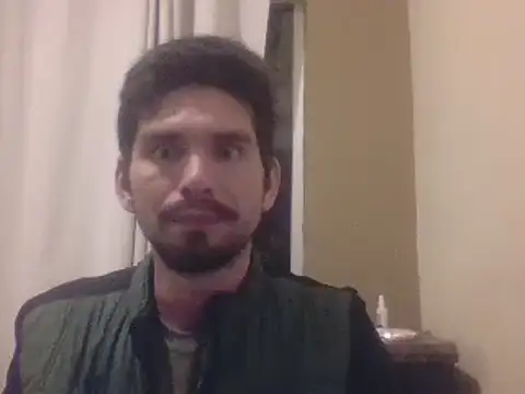 Snapshot of Tomthelong chatting on 02/07/25, 06:45 Tomthelong online show from 02/07/25, 06:45