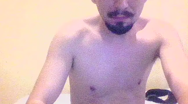 Snapshot of Tomthelong chatting on 02/26/25, 08:33 Tomthelong online show from 02/26/25, 08:33