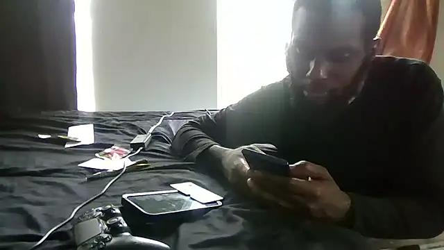 Snapshot of Chocolate_Droppa chatting on 05/11/26, 02:45 Chocolate Droppa online show from 05/11/26, 02:45