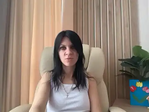 InjaAtHome online show from 04/11/26, 06:40