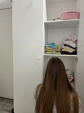 Snapshot of elikako chatting on 04/15/26, 11:06 elikako online show from 04/15/26, 11:06