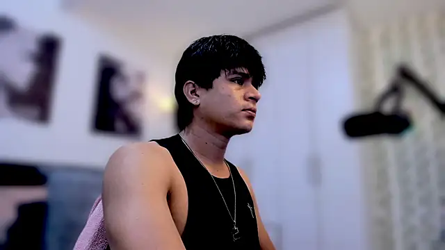 Eiden allenx online show from 10/19/25, 02:18