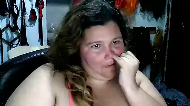 squirt322bbw online show from 02/10/25, 11:45