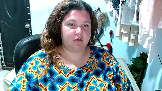 Snapshot of squirt322bbw chatting on 11/03/25, 12:24 squirt322bbw online show from 11/03/25, 12:24