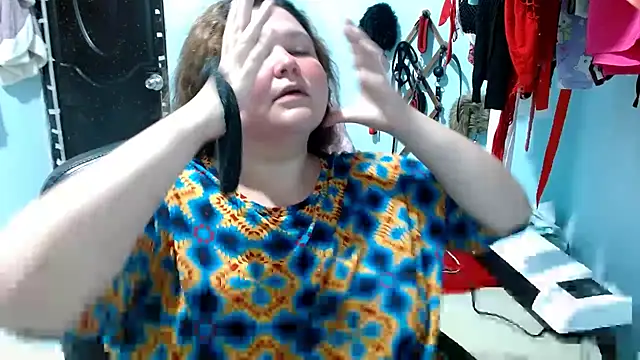 Snapshot of squirt322bbw chatting on 11/24/25, 07:13 squirt322bbw online show from 11/24/25, 07:13