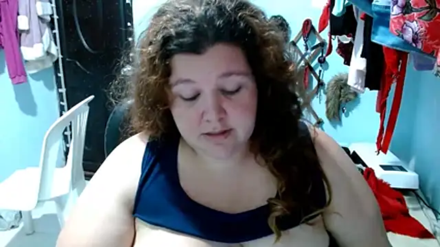 Snapshot of squirt322bbw chatting on 12/03/25, 06:17 squirt322bbw online show from 12/03/25, 06:17