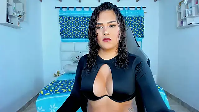 shadia-orozco online show from 02/04/25, 03:22