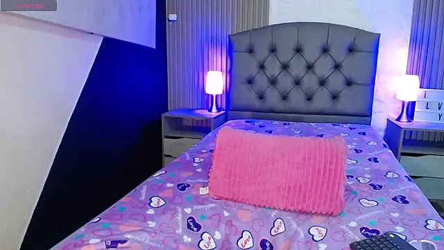 Snapshot of cheryl_hs chatting on 01/30/25, 05:30 cheryl hs online show from 01/30/25, 05:30