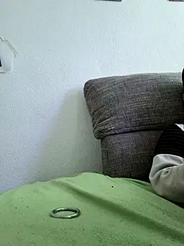 Snapshot of Percy_ohv chatting on 10/19/25, 08:04 Percy ohv online show from 10/19/25, 08:04