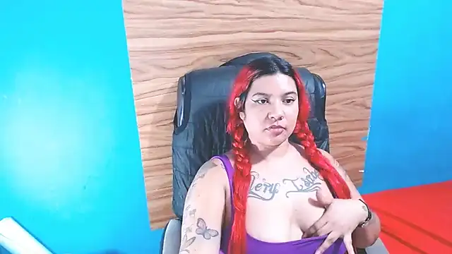 Snapshot of Dulce_domini chatting on 02/21/25, 04:07 Dulce domini online show from 02/21/25, 04:07