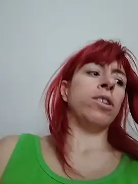 Snapshot of Annarella_Pika chatting on 06/03/26, 01:03 Annarella Pika online show from 06/03/26, 01:03
