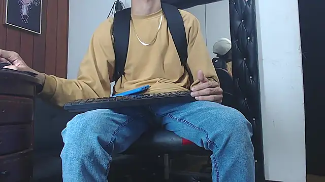 GaboReyes online show from 01/27/25, 03:47