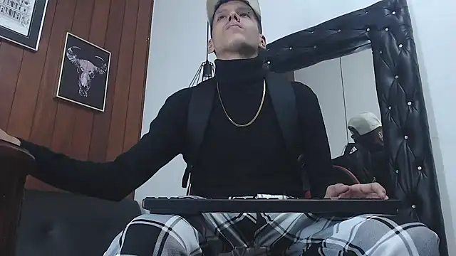 GaboReyes online show from 01/28/25, 03:15