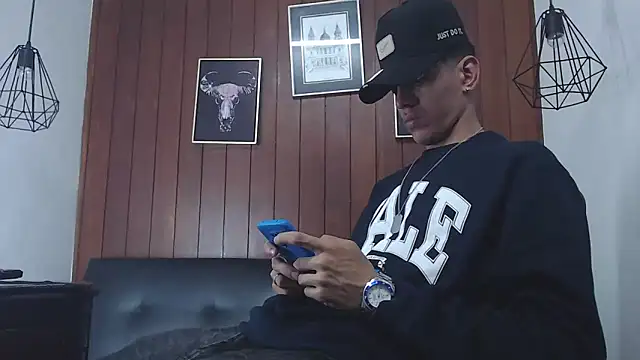 GaboReyes online show from 03/15/25, 03:40