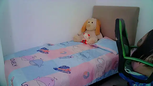  alicia z online show from 01/18/25, 05:59