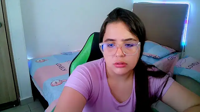  alicia z online show from 02/21/25, 06:04