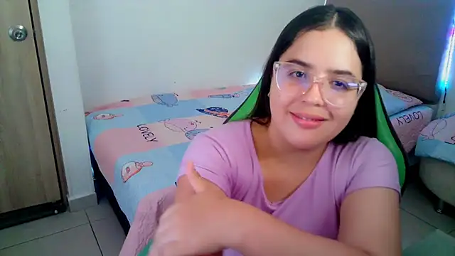  alicia z online show from 02/22/25, 12:16