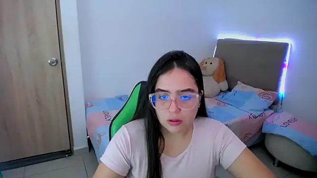  alicia z online show from 02/25/25, 05:36