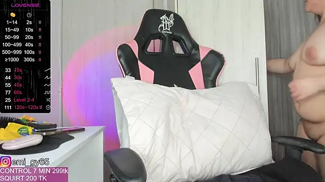 emilyn grey1 online show from 12/26/24, 04:04