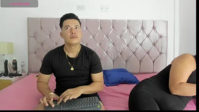 Snapshot of Harry_And_Girls chatting on 03/02/25, 04:17 Harry And Girls online show from 03/02/25, 04:17