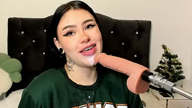 Snapshot of Jas_miin chatting on 12/19/24, 04:13 Jas miin online show from 12/19/24, 04:13