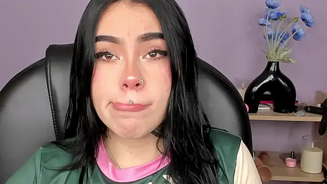 Snapshot of Jas_miin chatting on 09/29/25, 02:06 Jas miin online show from 09/29/25, 02:06