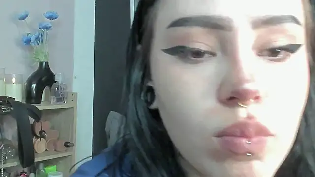 Snapshot of Jas_miin chatting on 11/26/25, 02:01 Jas miin online show from 11/26/25, 02:01